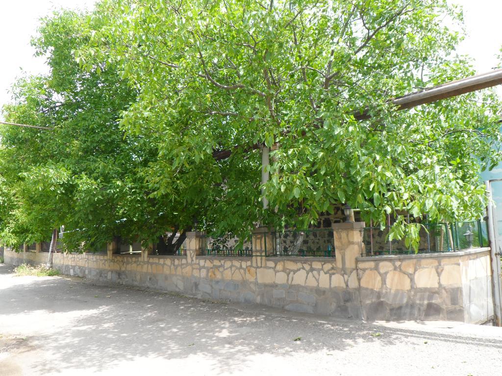 Guest House Nataly Yeghegnadzor 외부 사진