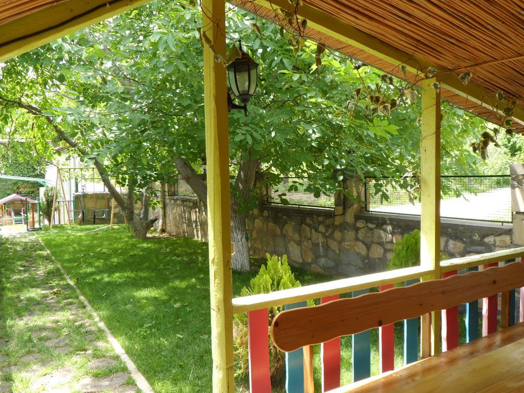Guest House Nataly Yeghegnadzor 외부 사진
